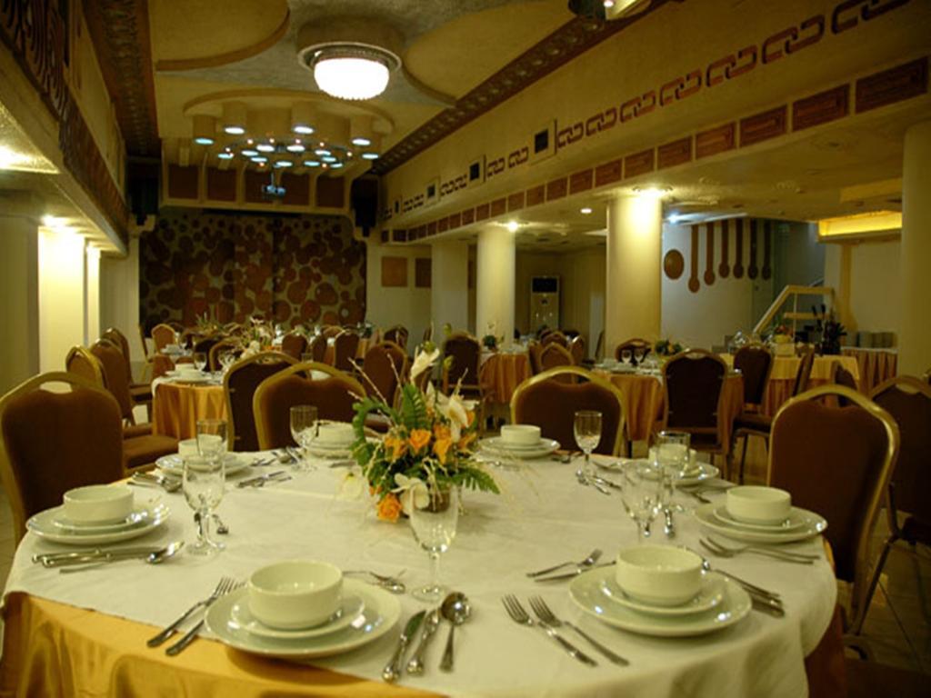 Hotel Artic Бурса Екстериор снимка